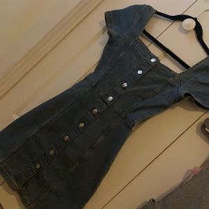 Denim dress -stretchy & flattering